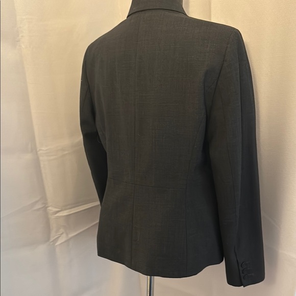 Jones New York Collection Platinum Stretch Women’s Blazer. Size 10. - Picture 6 of 14